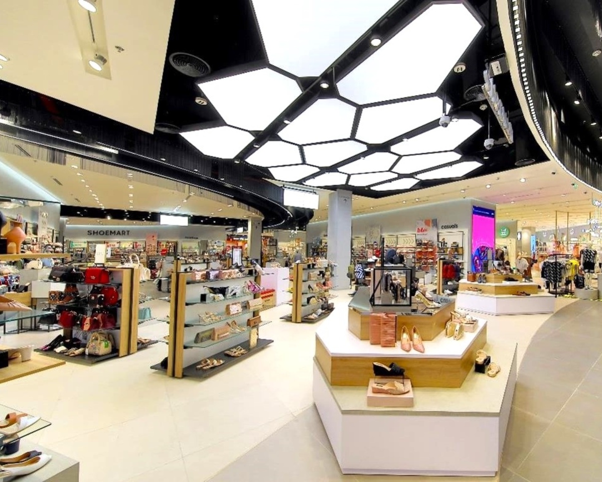 Retail Design of Shoemart