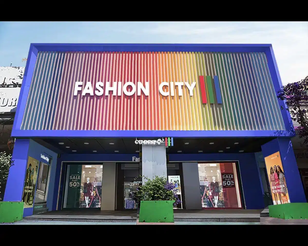 Retail concept design of Fashion City by Shop Pros