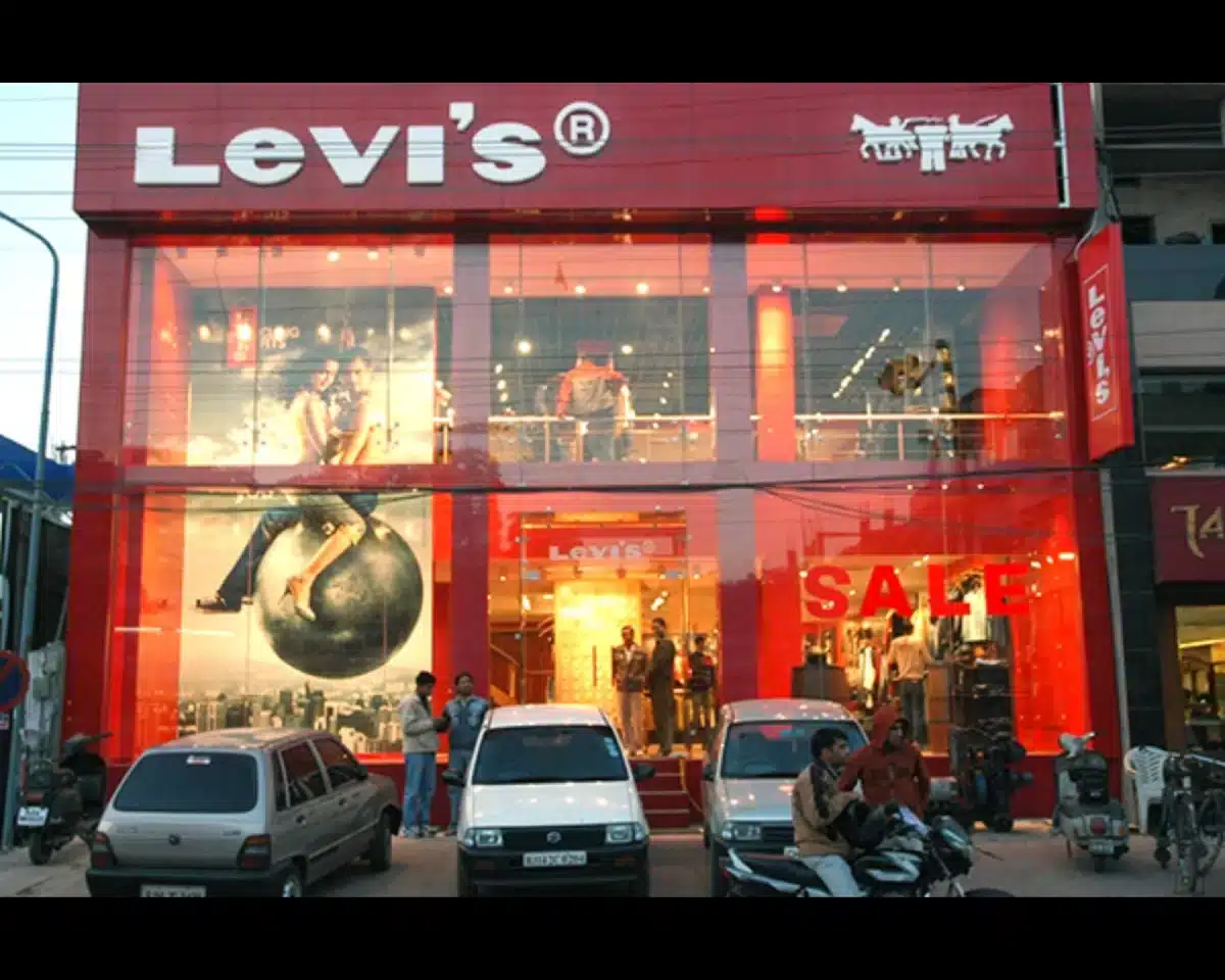 Retail Design for Fashion Brands